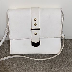 Badgley Mischka white and gold purse